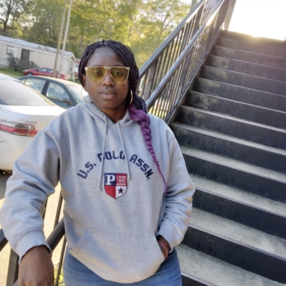 Meet your Posher, Tanika - Picture 1 of 1